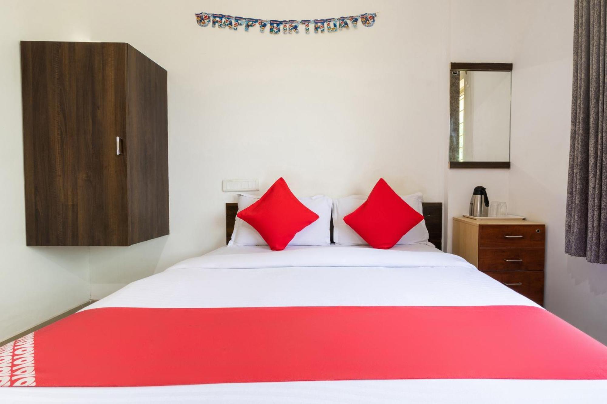 Oyo Splenor Inn Kammasandra Exteriér fotografie