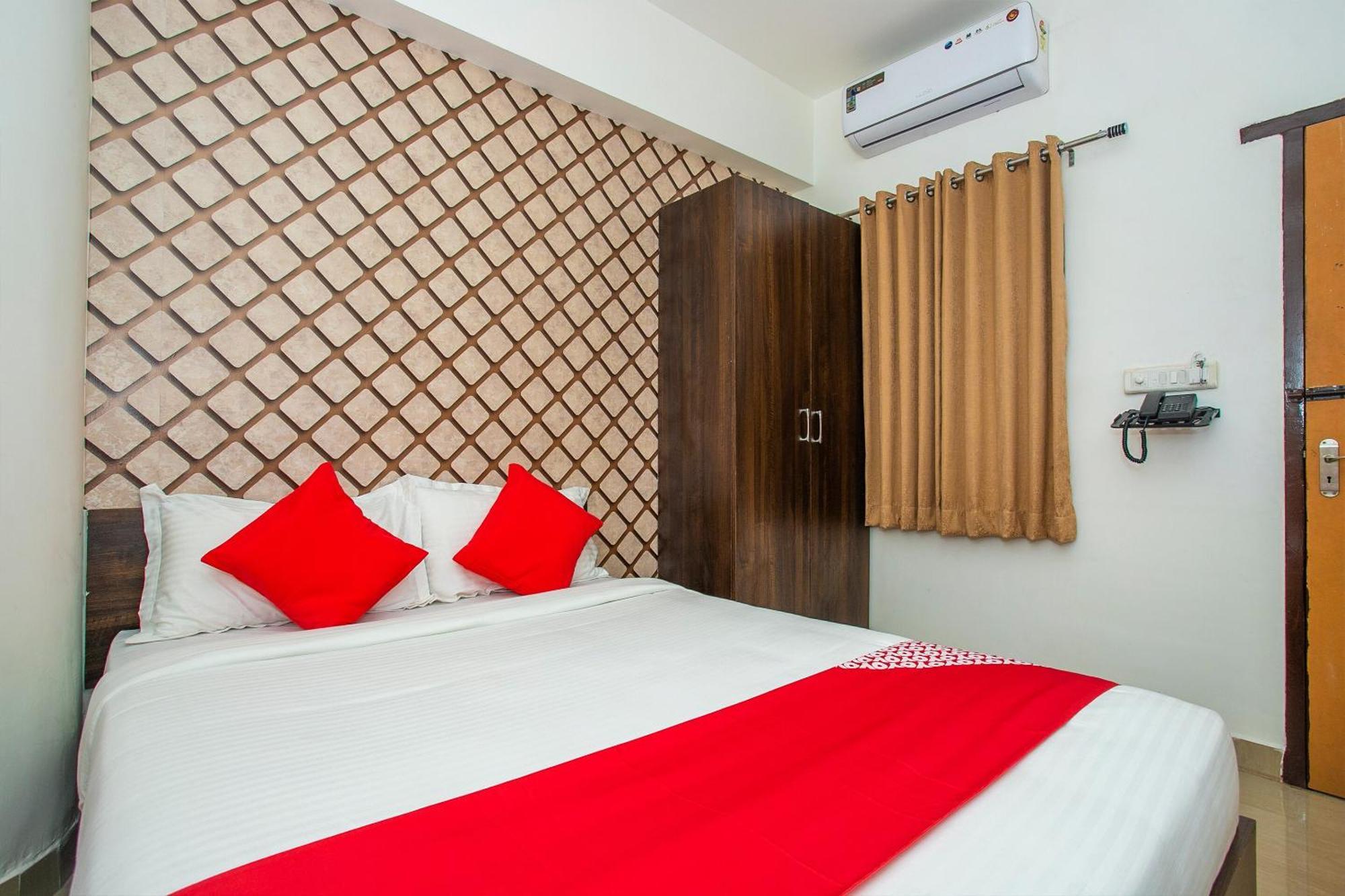 Oyo Splenor Inn Kammasandra Exteriér fotografie